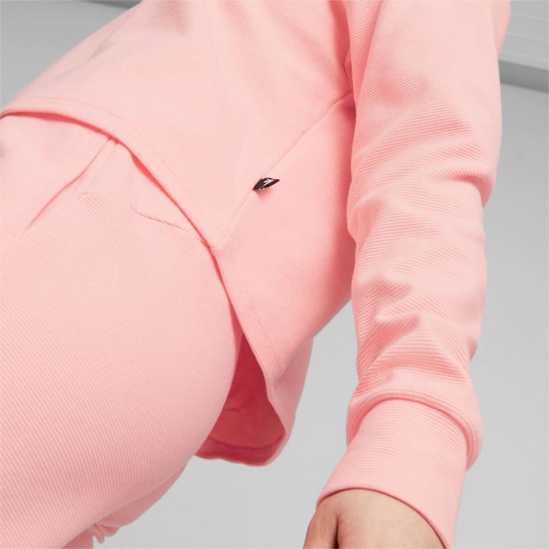 Puma | Women's ESS+ Cropped Hoodie - Peach Smoothie