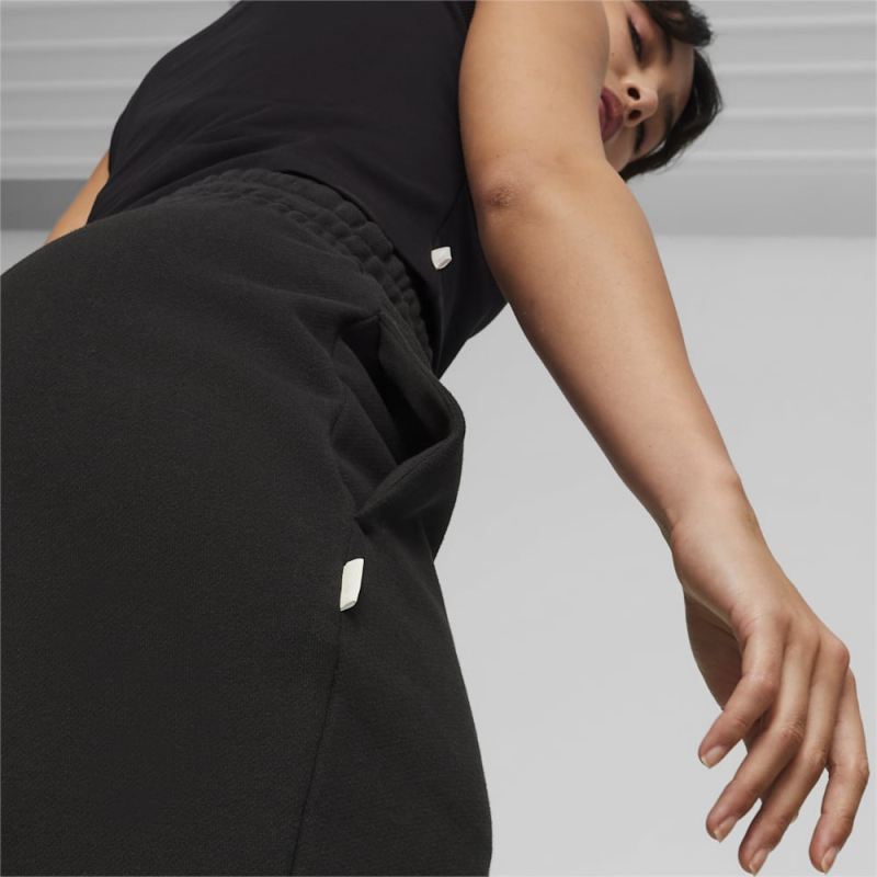 Puma | Women's INFUSE Relaxed Sweatpants - Black