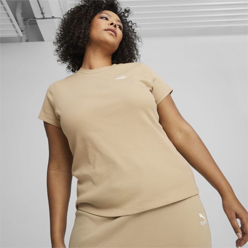 Puma | Women's CLASSICS Ribbed Slim Tee - Prairie Tan