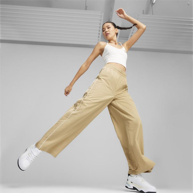 Puma | Women's T7 Relaxed Track Pants - Prairie Tan