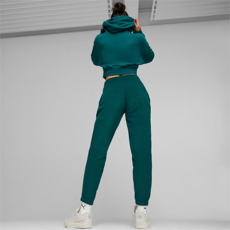 Puma | Women's CLASSICS Fleece Sweatpants - Malachite