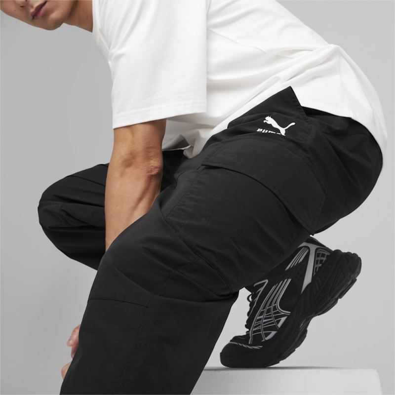 Puma | Men's CLASSICS Cargo Pants - Black