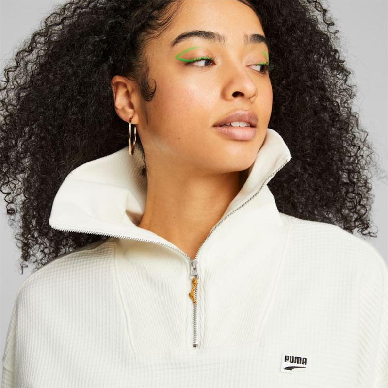 Puma | Women's DOWNTOWN Half-Zip Sweatshirt - Warm White