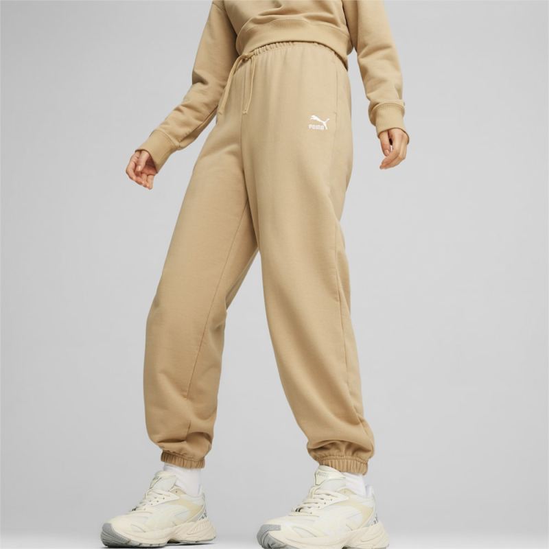 Puma | Women's BETTER CLASSICS Sweatpants - Prairie Tan