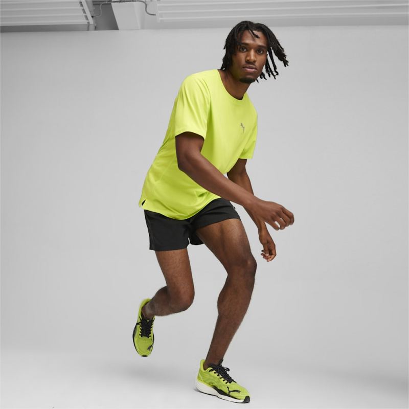 Puma | Men's RUN FAVORITE VELOCITY 5" Shorts - Black-Lime Pow