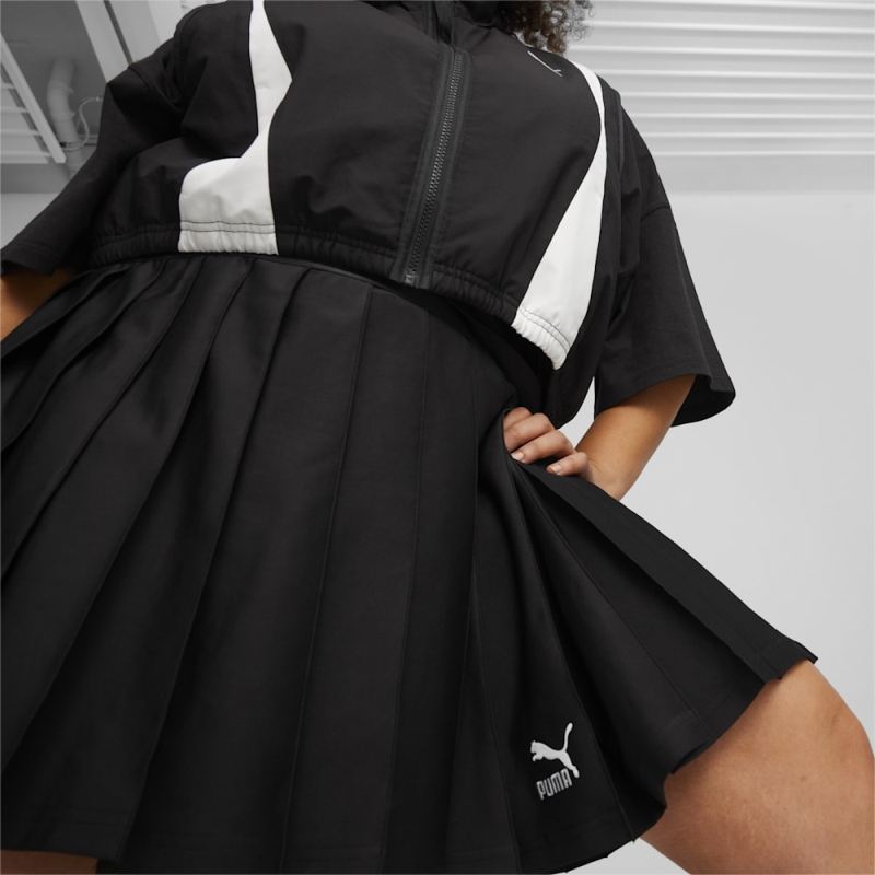 Puma | Women's CLASSICS Pleated Skirt - Black