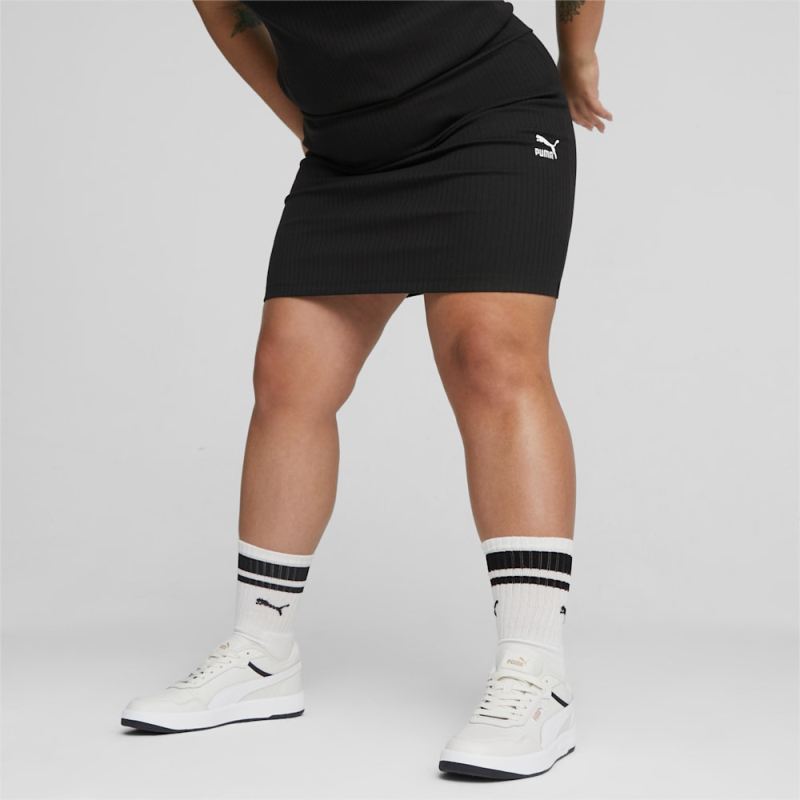 Puma | Women's Classics Ribbed Skirt - Black