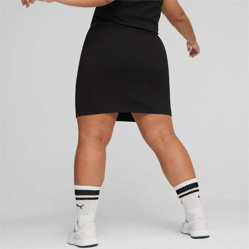 Puma | Women's Classics Ribbed Skirt - Black