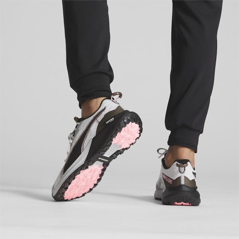 Puma | Women's SEASONS Fast-Trac NITRO 2 Running Shoes - Ash Gray-Black-Koral Ice