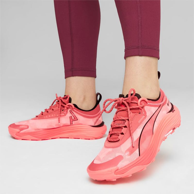 Puma | Women's SEASONS Voyage NITRO 3 GORE-TEX Trail Running Shoes - Astro Red-Fire Orchid-Black